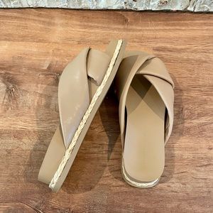 SINCERELY JULES  Slip-On Sandal- Size 9.5